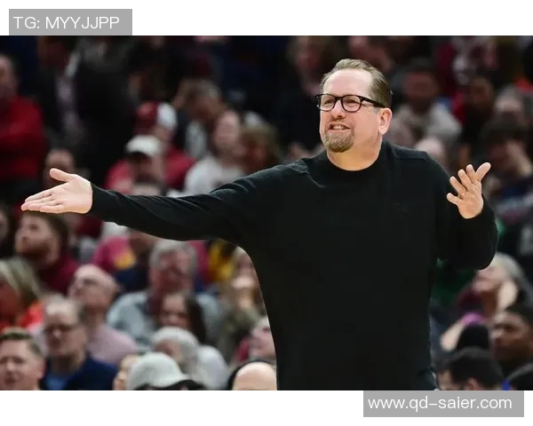 G2教练组激情四溢的疯狂时刻让全场沸腾，激动人心的瞬间回顾