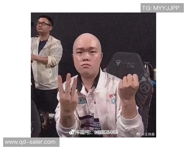 朱开鼓励Bin哥勇敢面对挑战明年自己打回来展现男子气概