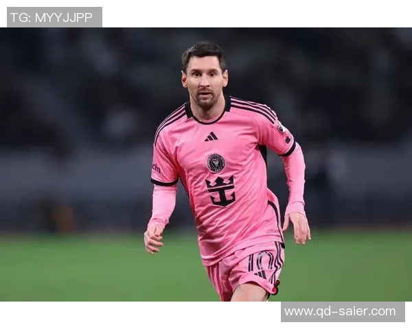 德甲球队自豪宣称梅西曾亲临球场踢球无需修图证明